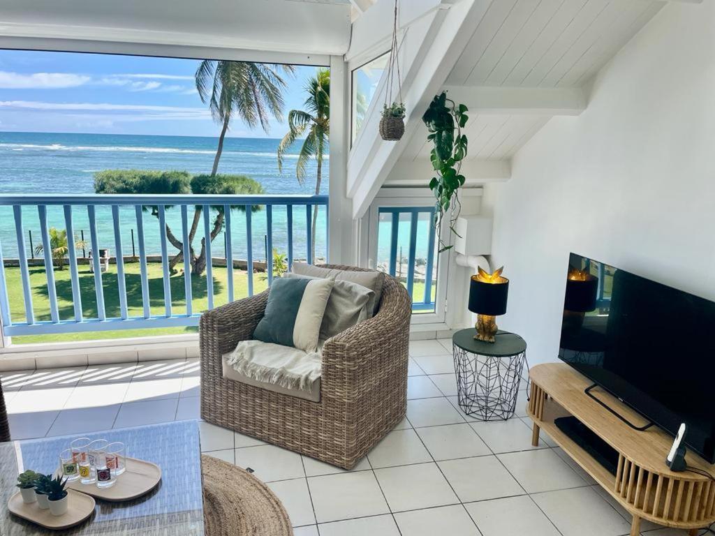 Ti Macloa - Appartement Les Pieds Dans L'Eau Sainte-Anne  Esterno foto